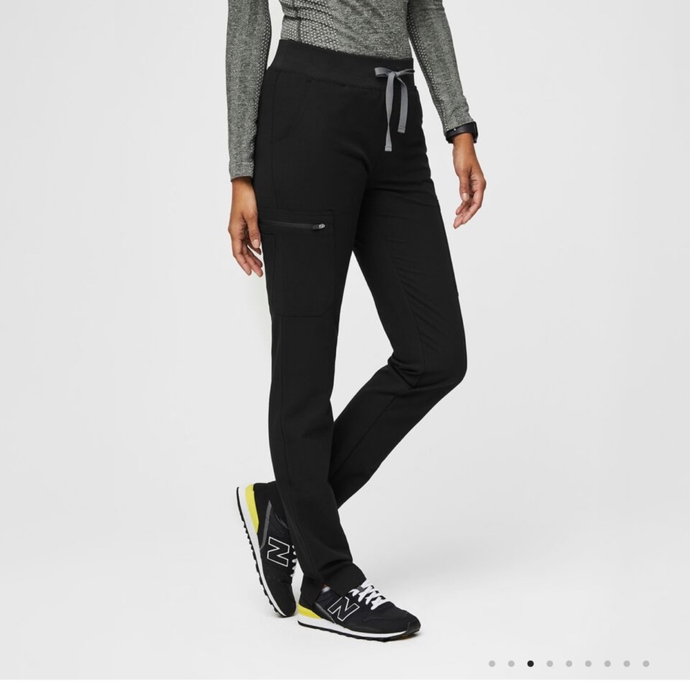 Figs Yola Skinny Scrub Pants 2.0 Black S/P